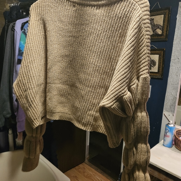 Womens size small bell sleeved cropped sweater by HYFVE - Picture 2 of 3